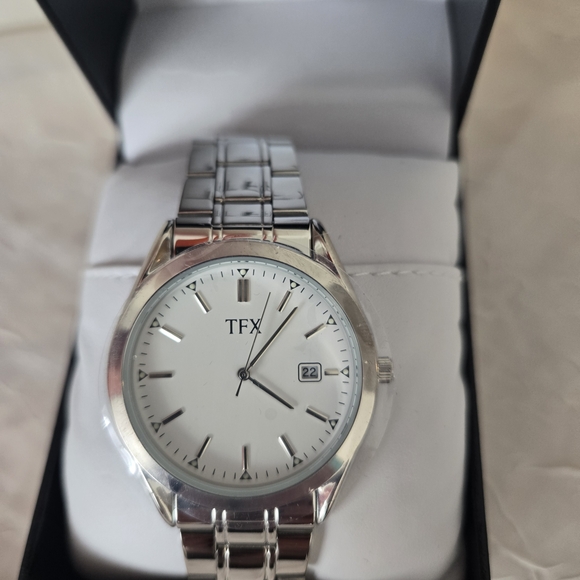 NIB TFX By Bulova Men's Silver Date Display Watch - Picture 3 of 6